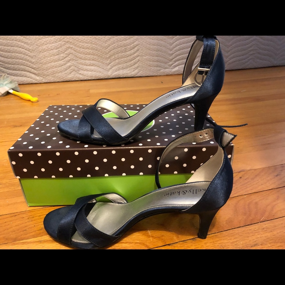 EUC, Worn ONCE, Navy Blue satin Kitten Heal!